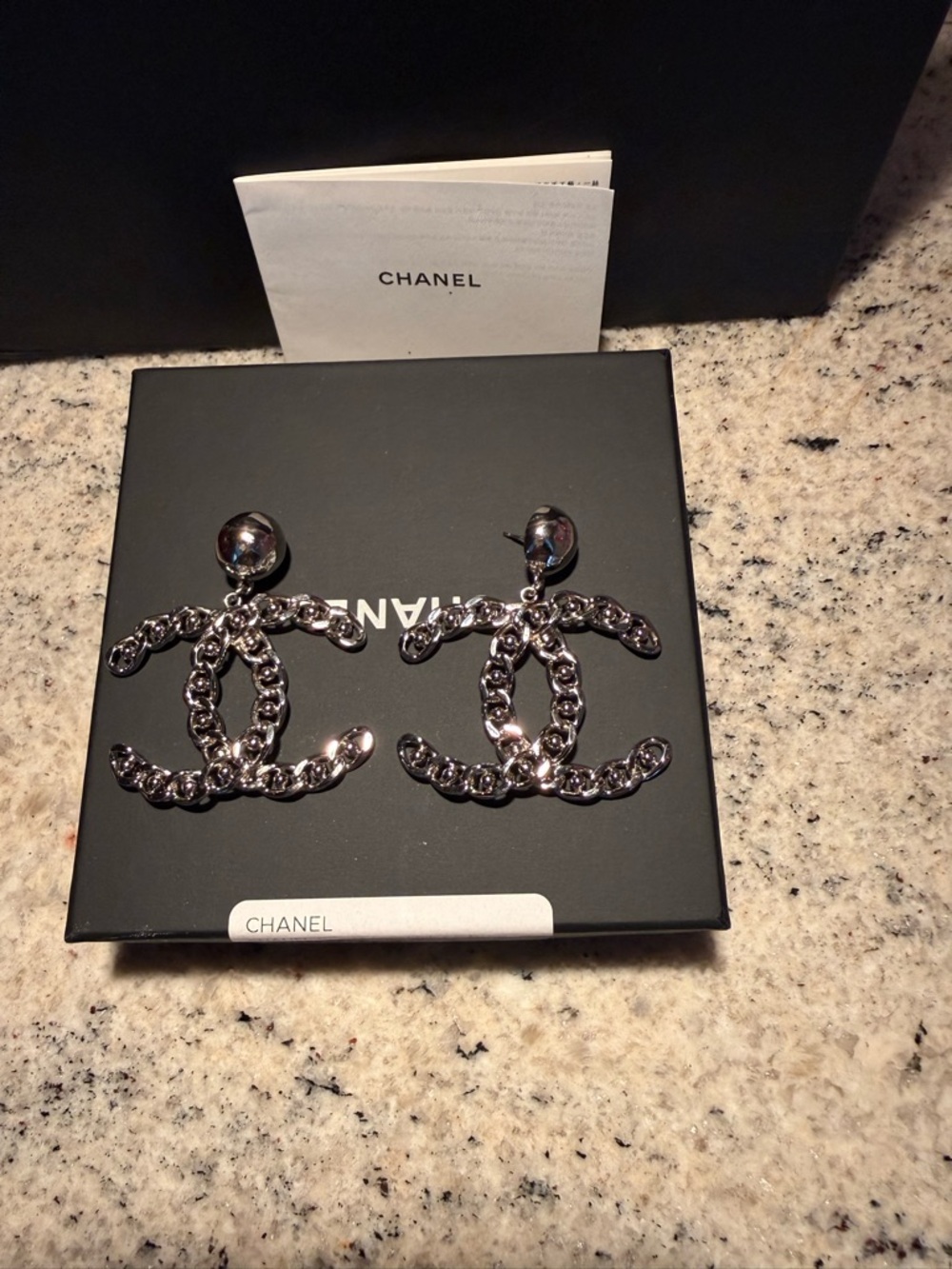 CHANEL Silver Chain Logo Earrings - Picture 5 of 7